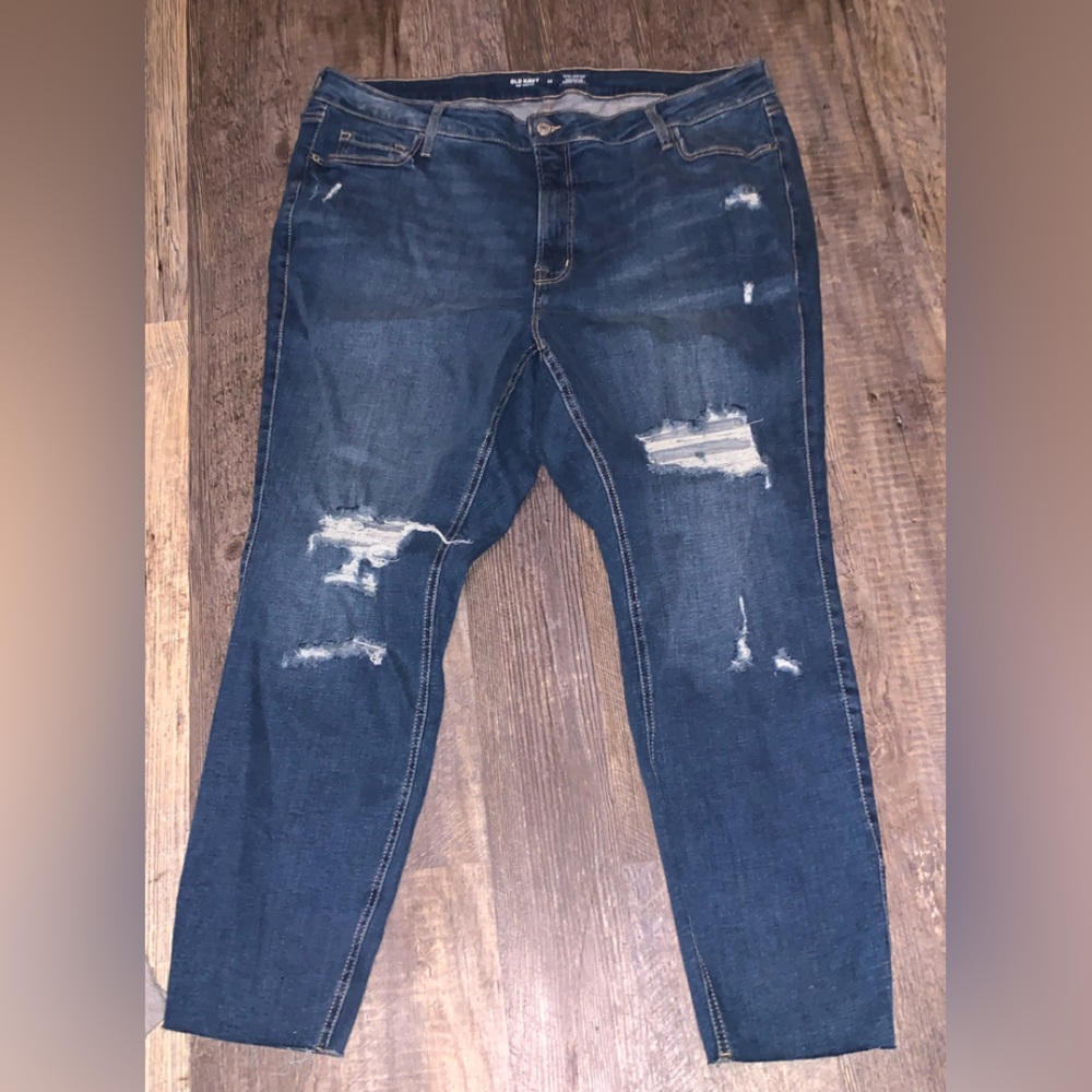 Old Navy Stretch 360 extra high rise super skinny jeans